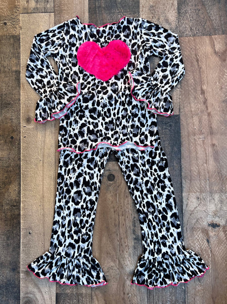 Valentines Day Leopard Print Outfit 
